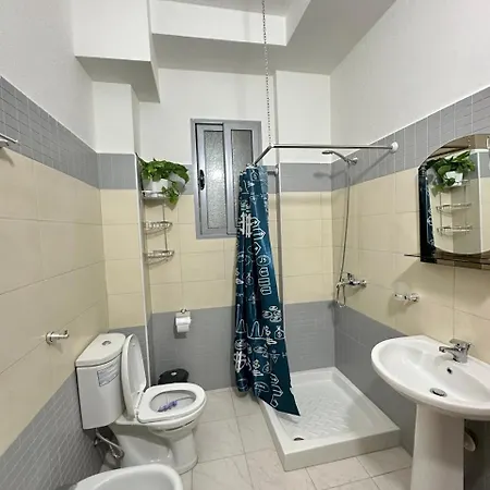 Trea Accomodatios - Port Side Vlore