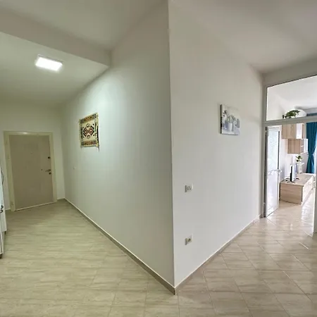 Trea Accomodatios - Port Side Apartment *