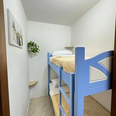 Trea Accomodatios - Port Side Apartment Vlore